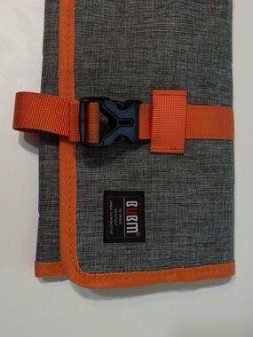 Gray and Orange Roll-Up Men’s Organizer Bag